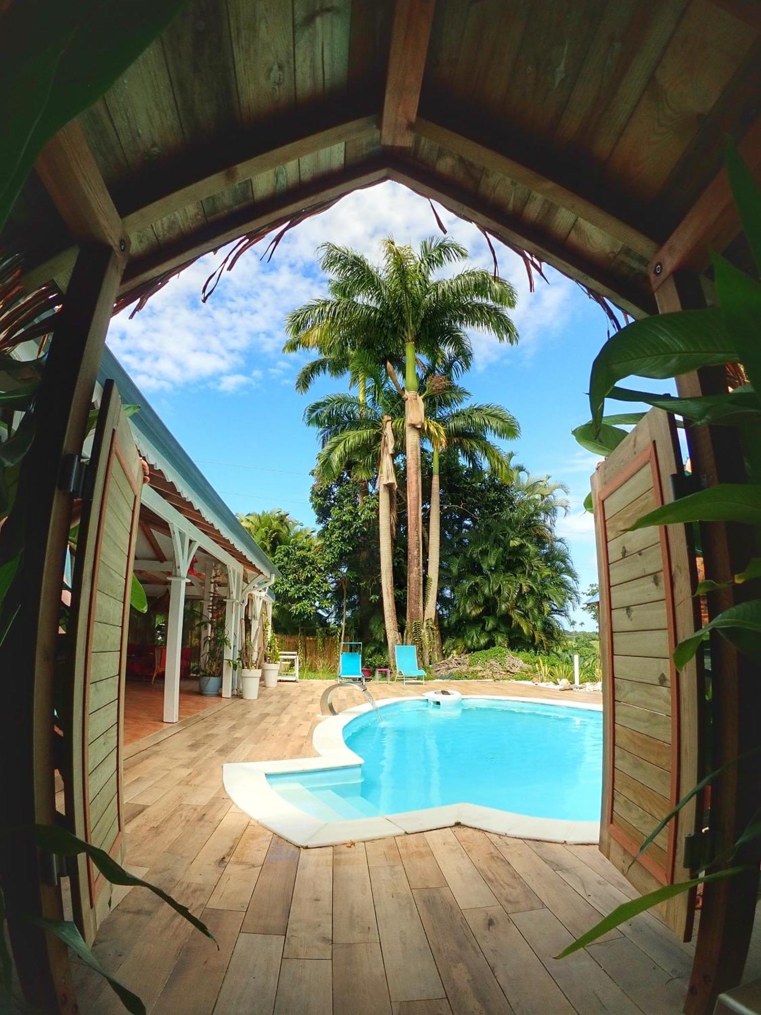 Gite Kaz A Topaze, Piscine, Jardin Tropical Sainte-Rose Extérieur photo